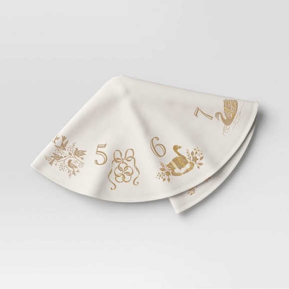 NEW Wondershop 48" Twelve Days of Christmas Embroidered White/Gold Tree Skirt - Picture 3 of 4